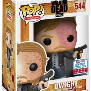 Dwight avec le visage brûlé